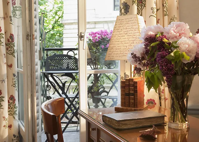 Henri Iv Hotel