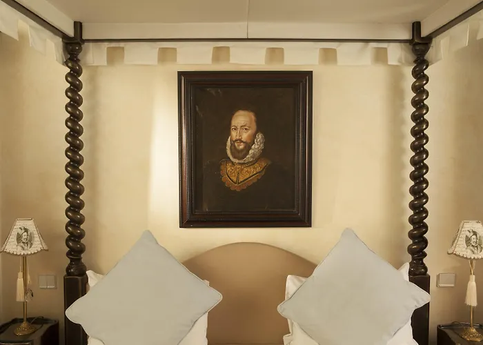 Henri Iv Hotel