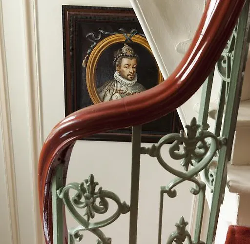 Hotel Henri Iv