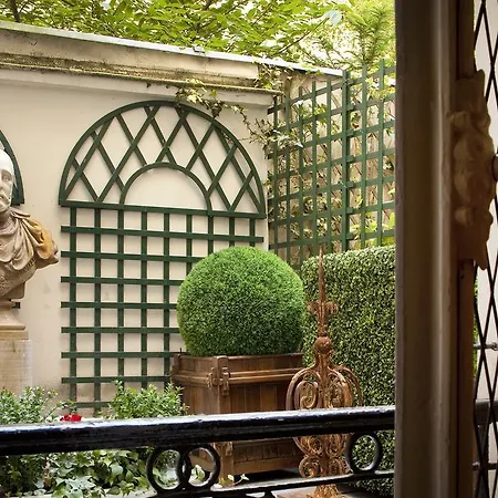 Henri Iv 4* Paris