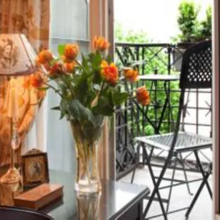 Henri Iv Hotel