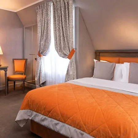 Hotell Henri Iv 4*
